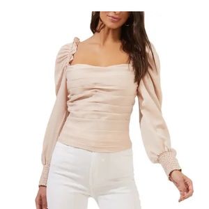 ASTR the Label square neck puff sleeve top